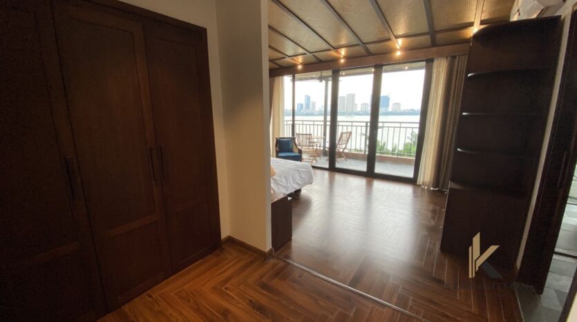 lake view duplex for rent near Sun Ascott Westlake (31)