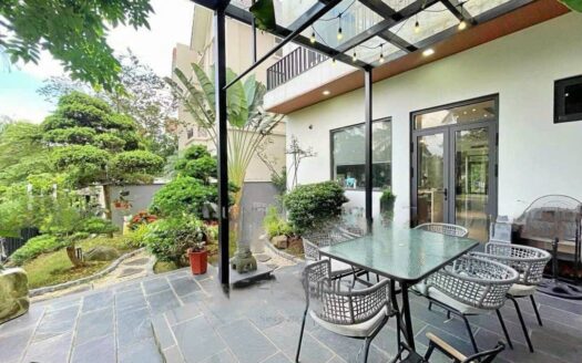 4 Bedroom Villa for Rent in Hoa Sua, Vinhomes Riverside