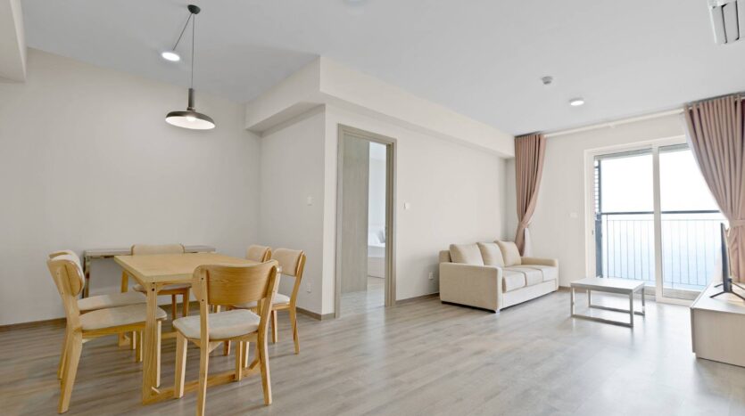 season avenue for sale 280k usd (1)