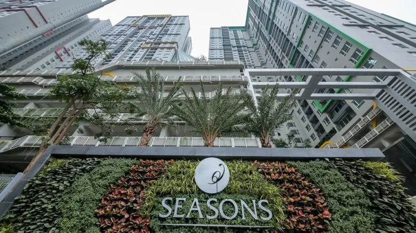 seasons avenue apartment building (1)