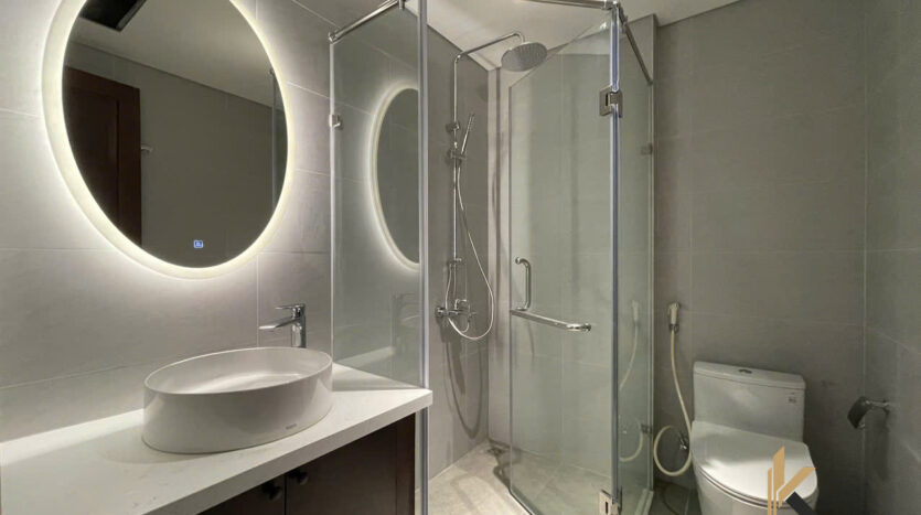 2 bedroom Apartment on Mac Dinh Chi Street (3)