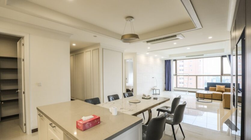 4 bedroom apartment for rent in 902 Starlake Hanoi (16)