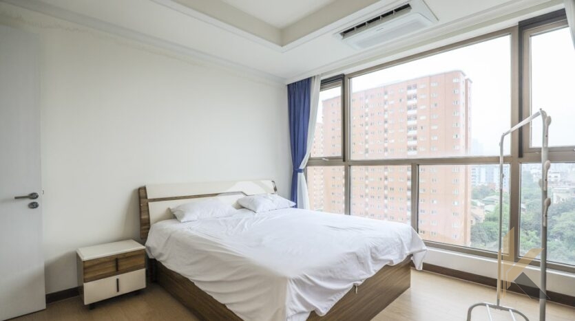 4 bedroom apartment for rent in 902 Starlake Hanoi (7)