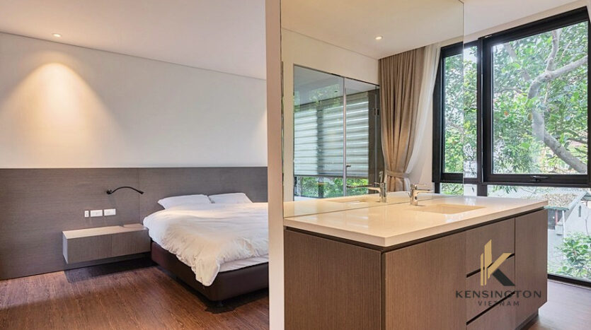 4 bedroom apartment in Quang (11)