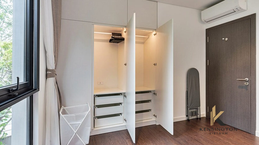 4 bedroom apartment in Quang (9)
