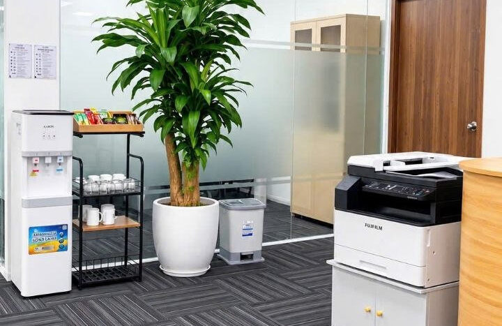 Office in Charmvit Tower (5)
