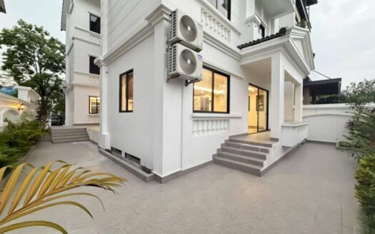 Park View Villa For Rent in K7 Block, Ciputra Township