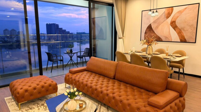 breathtaking lake view 3 bedroom apartment in Heritage Westlake (1)