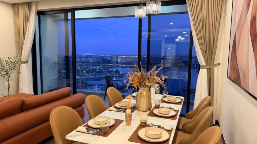 breathtaking lake view 3 bedroom apartment in Heritage Westlake (10)