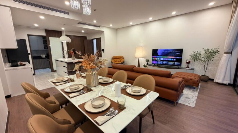 breathtaking lake view 3 bedroom apartment in Heritage Westlake (5)