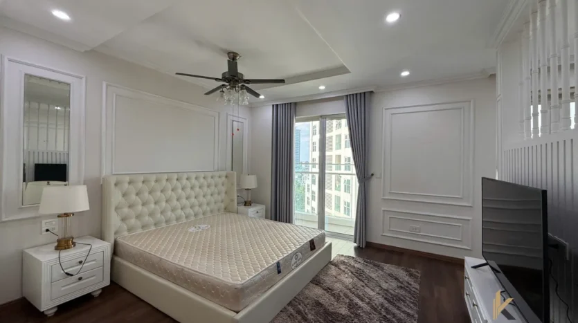 golf view apartment for rent in l4 ciputra hanoi (12)