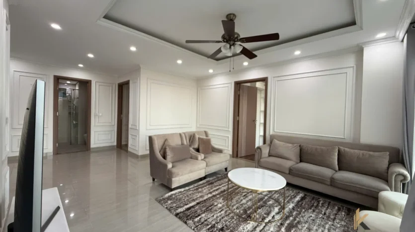 golf view apartment for rent in l4 ciputra hanoi (3)