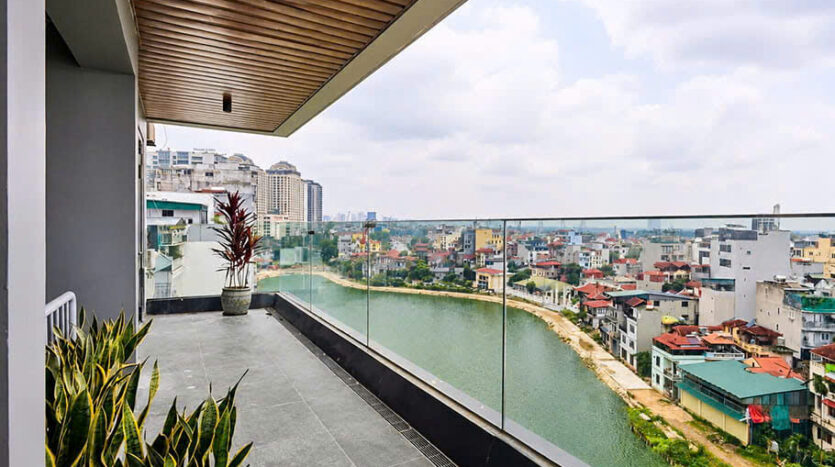 huge lake apartment for rent on Xuan Dieu street, Westlake (9)