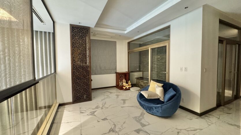 modern duplex apartment for rent in starlake hanoi (3)