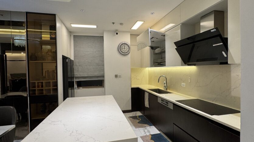 modern duplex apartment for rent in starlake hanoi (4)