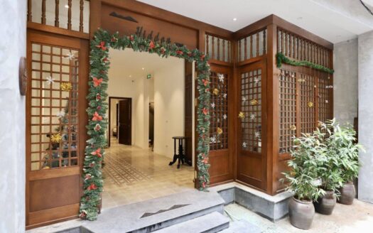 2 Bedroom Apartment for Rent on Linh Lang Street, Ba Dinh