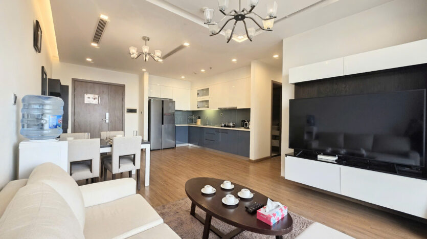 well priced 2 bedroom apartment in Vinhomes Metropolis (6)