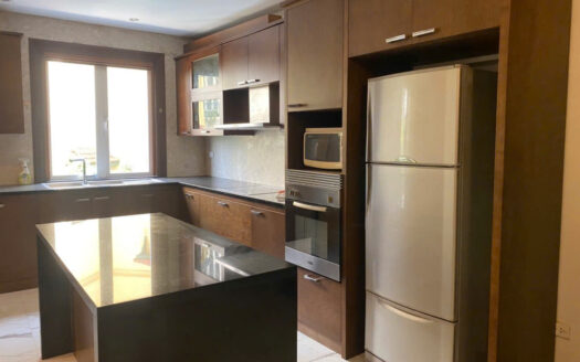 Six-storey house with elevator for rent on To Ngoc Van Street