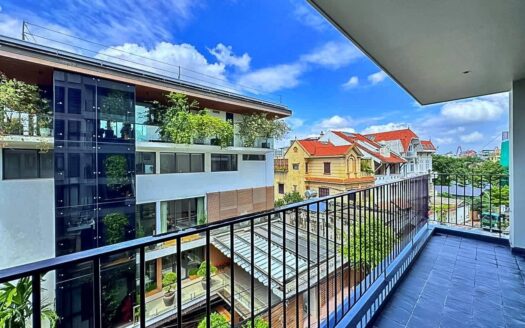 1 Bedroom Apartment for Rent on Au Co Street, Tay Ho